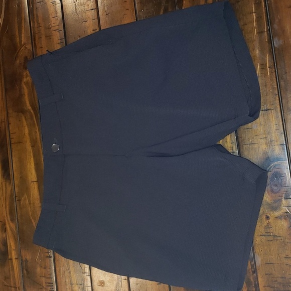 Lululemon commission short 7" *light - Picture 5 of 9